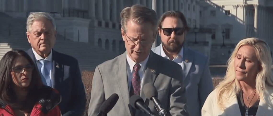 تِم بورچت: طالبان میتواند رایگان از ما متنفر باشد، چرا کمک میکنیم؟