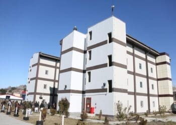 طالبان پایگاه نظامی سابق امریکا در کابل را به «شفاخانه‌ی جنگ‌زدگان» تبدیل کرد