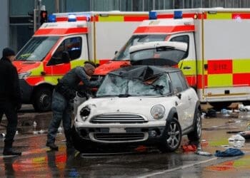 مونیخ در شوک؛ ۲۸ تن از جمله کودکان در پی حمله‌ی یک مهاجم اهل افغانستان زخمی شدند