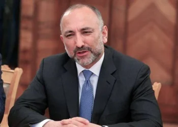 واکنش حنیف اتمر به نشست ویانا؛ «عامل‌های فروپاشی نظام جمهوری کنار گذاشته شوند»