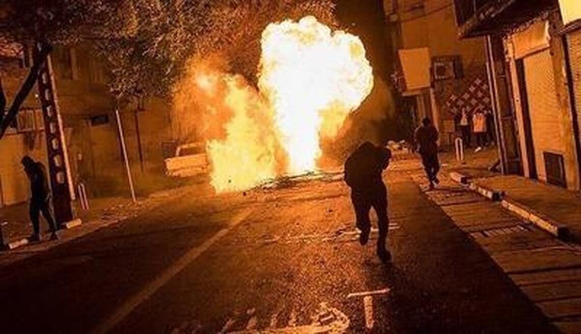 کشته و زخمی شدن بیش از ۴۰۰ تن در رویدادهای پیش از چهارشنبهسوری در ایران