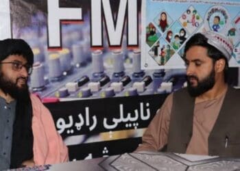 رسانه‌ها در تنگنا؛ نظارت طالبان بر رادیوهای زابل شدت می‌گیرد