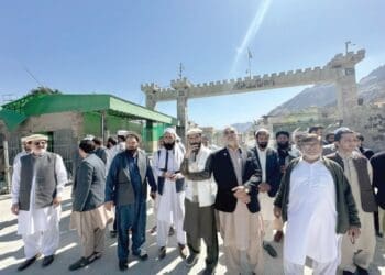 اکسپرس تریبون: گذرگاه تورخم امروز بازگشایی می‌شود