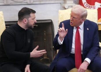 «تحقیر» زلنسکی در کاخ سفید؛ روسیه: «سیلی محکمی بر روی او بود»