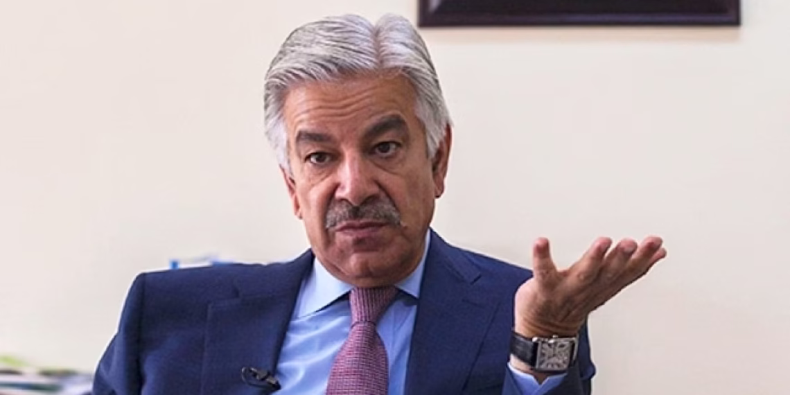 وزیر دفاع پاکستان: ممکن است به افغانستان حمله کنیم