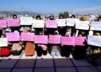 از سرکوب در افغانستان تا بی‌سرنوشتی در تبعید؛ زنان افغانستان خواستار اقدام جهانی شدند