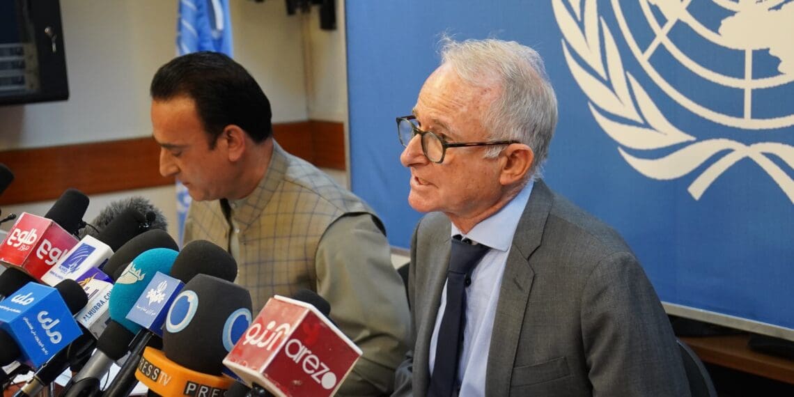 ریچارد بنت به مناسبت آغاز سال نو آموزشی: دختران به‌دلیل «سرکوب جنسیتی» از آموزش محروم‌اند