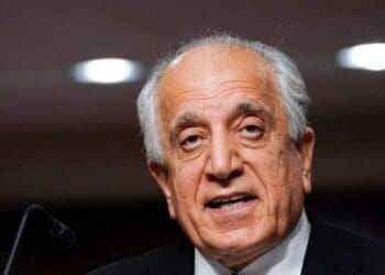 ادامه‌ی درگیری‌ در تورخم؛ زلمی خلیل‌زاد خواستار توافق میان طالبان و پاکستان شد