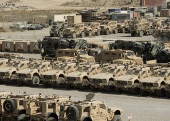 «روند سبز»: طالبان شبانه تسلیحات امریکایی را از کابل به قندهار انتقال می‌دهد