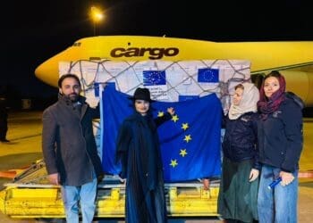 بیش از ۱۰۰ تُن کمک‌های طبی اتحادیه‌ی اروپا به کابل رسید