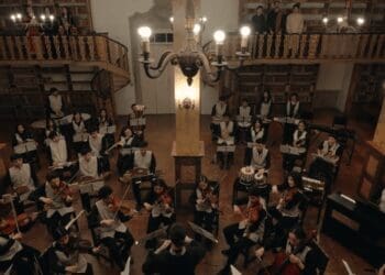 ضرباهنگ ایستادگی؛ انستیتوت ملی موسیقی برای زنان افغانستان سرود