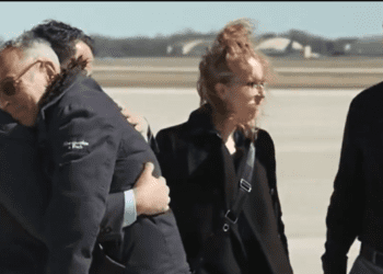 جورج گلزمن پس از رسیدن به امریکا: طالبان مرا تنها به خاطر امریکایی بودنم ربود