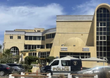 غرق شدن یک زیر دریایی در مصر جان شش گردش‌گر را گرفت