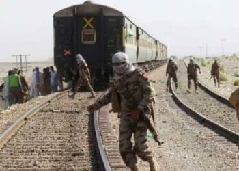 حمله به به قطار «جعفر اکسپرس»؛ پاکستان می‌گوید هند نقش داشت و مهاجمان با افغانستان در ارتباط بودند