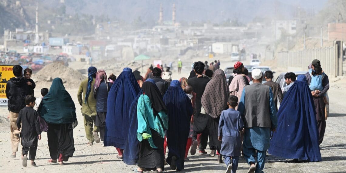 دو روز تا اخراج دسته‌جمعی؛ فعالان زن از ترس «رفتن به کام مرگ» سخن می‌گویند