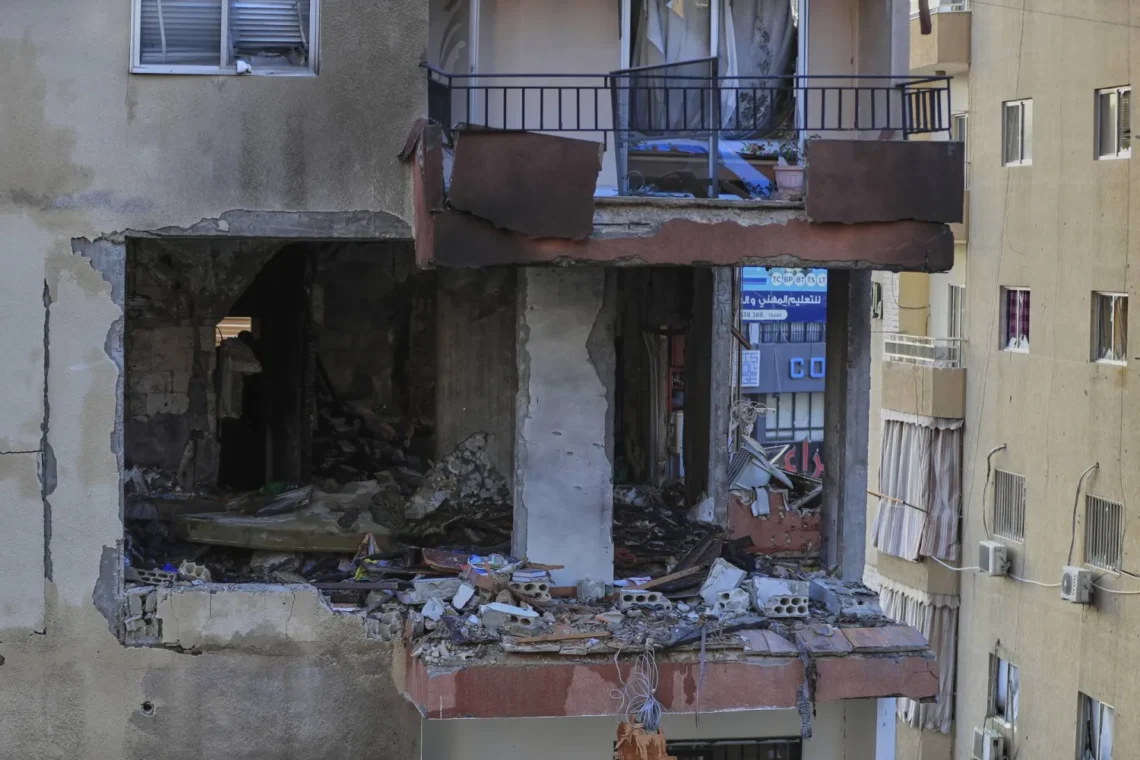 یک رهبر ارشد حماس همراه با دو فرزند خود در حملهی اسرائیل کشته شد