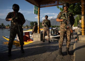 ادامه‌ی درگیری‌های پراکنده میان هند و پاکستان برای دومین روز متوالی