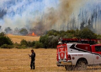 وقوع آتش‌سوزی گسترده؛ وزیر دفاع اسرائیل «وضعیت اضطراری ملی» اعلام کرد