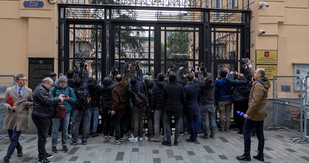 آغاز مذاکرات امریکا و روسیه در استانبول با هدف عادی‌سازی فعالیت‌های دیپلوماتیک