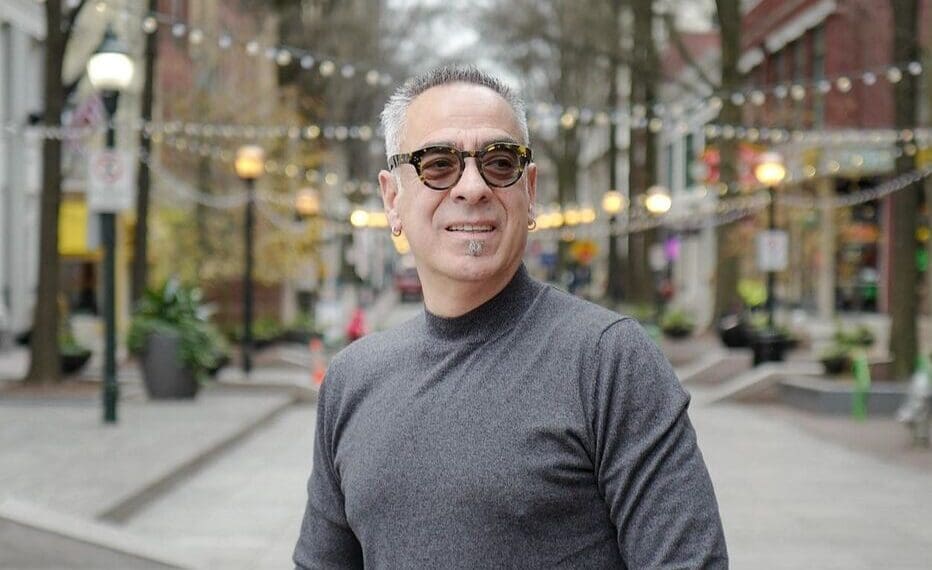 گلزمن: طالبان می‌خواست با شکنجه و وعده‌ی دروغ مرا مسلمان کند