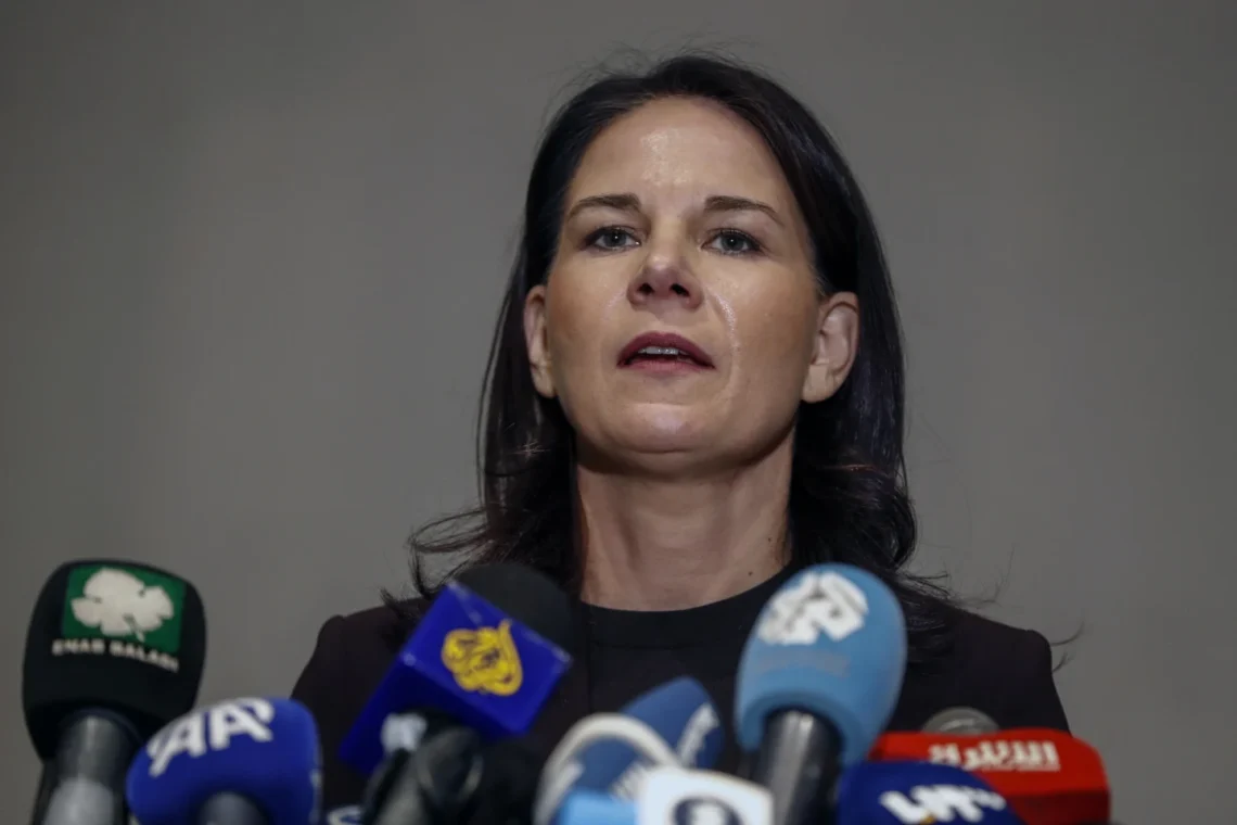 سفر غیرمنتظرهی وزیر خارجهی آلمان به کییف در پی «بنبست» در مذکرات آتشبس