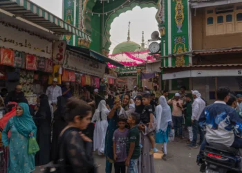 مجلس هند «لایحه‌ی وقف» را با وجود مخالفت مسلمانان این کشور تصویب کرد