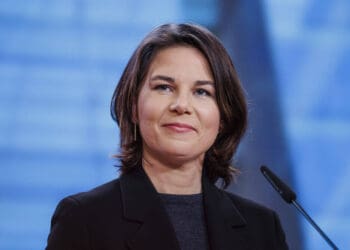 آلمان به‌زودی ۱۵۰ پناه‌‎جوی افغانستان را به این کشور منتقل می‌کند