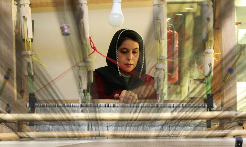 گزارش سازمان ملل در مورد افغانستان: وضعیت اقتصادی وخیم‌تر و سرکوب زنان بیشتر شده‌است