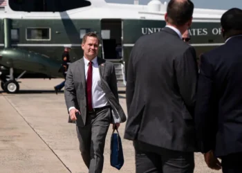 ترمپ مشاور امنیت ملی خود را برکنار و روبیو را به‌طور موقت جایگزین او کرد