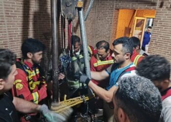 یک کارگر افغانستان در پی سقوط در چاهی در تهران جان باخت