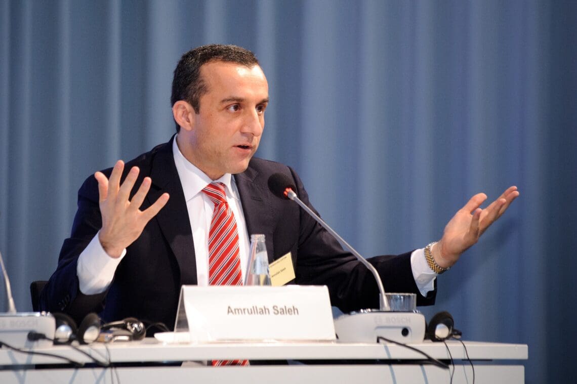 امرالله صالح: طالبان ۳۰ درصد از بودجه‌ی کشور را به وزارت دفاع این گروه اختصاص داده است