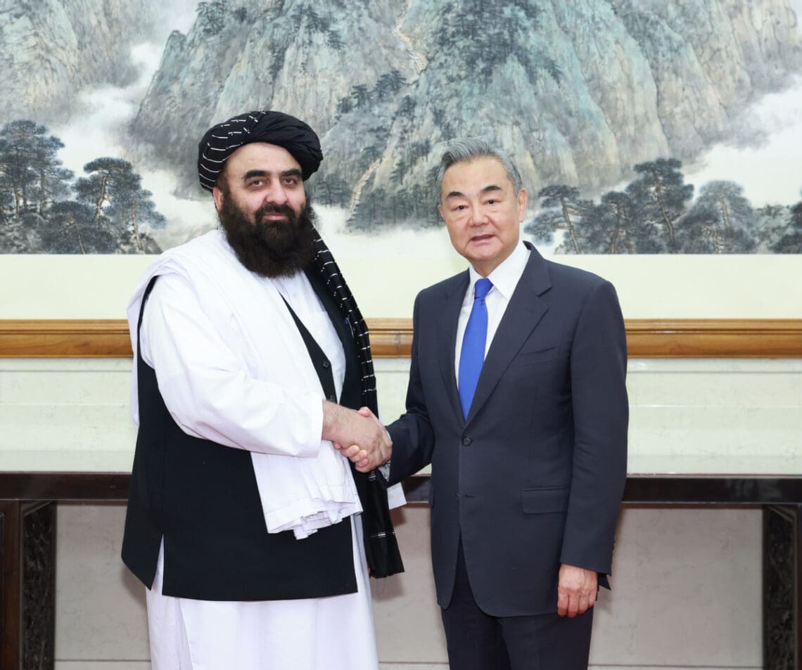 چین به طالبان: در امور داخلی شما کاری نداریم، روابط اقتصادی میخواهیم