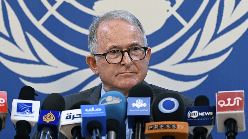 ریچارد بنت: طالبان با زور و خشونت محدودیتهای خود بر رسانهها را اعمال میکند