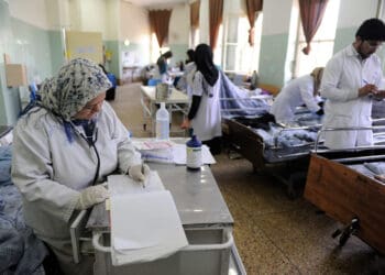 رسانه‌ی ایرانی: طالبان آموزگاران، داکتران و کارمندان شیعه را برکنار می‌کند