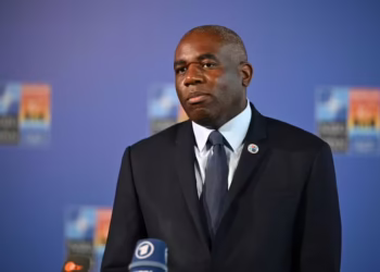 افزایش فشارها بر تل‌آویو؛ بریتانیا گفت‌وگوهای بازرگانی با اسرائیل را به حالت تعلیق درآورد