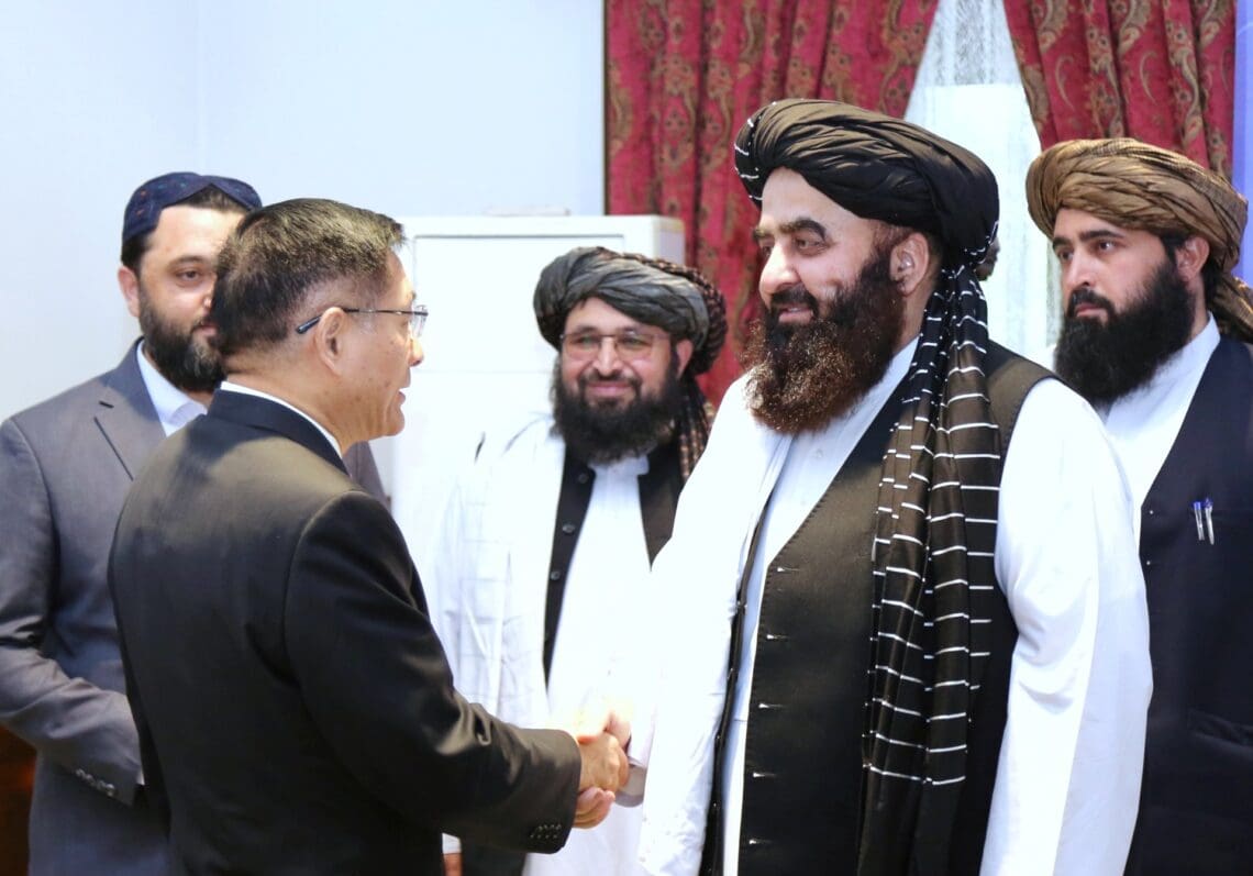 متقی به دعوت وزیر خارجهی چین به این کشور میرود