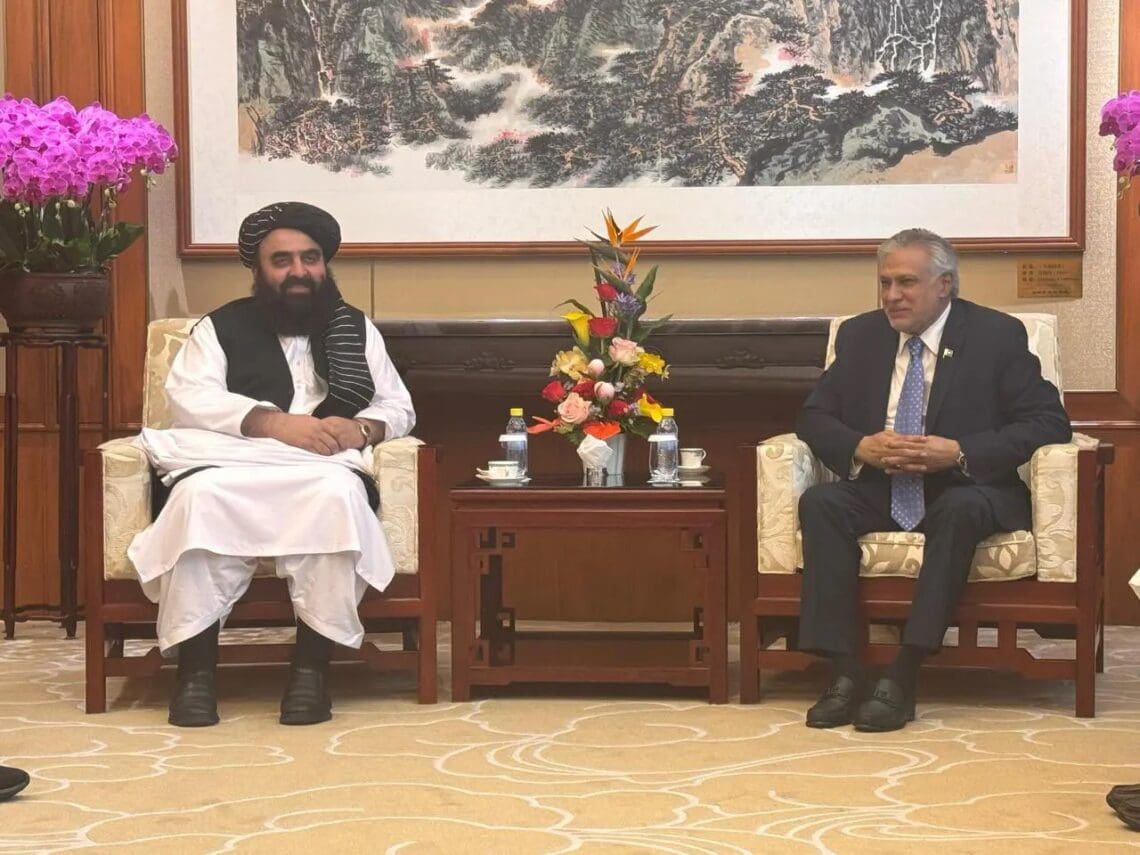 میانجیگری چین، طالبان و پاکستان را به ارتقای روابط کشاند