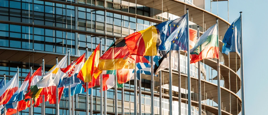 تنش تازه در روابط فرا – اتلانتیک؛ اتحادیهی اروپا تهدید تعرفهای جدید ترمپ را «غیرسازنده» خواند