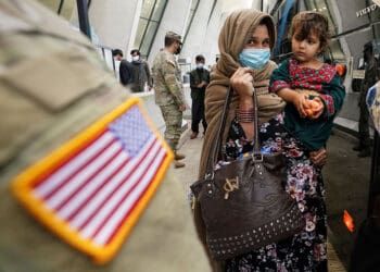 امریکا «وضعیت حفاظت موقت» پناهندگان افغانستان را تمدید کرد