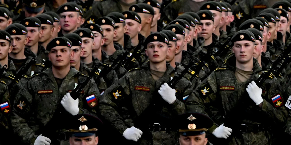 تلگراف: بریتانیا برای حمله‌ی احتمالی روسیه به این کشور آماده می‌شود