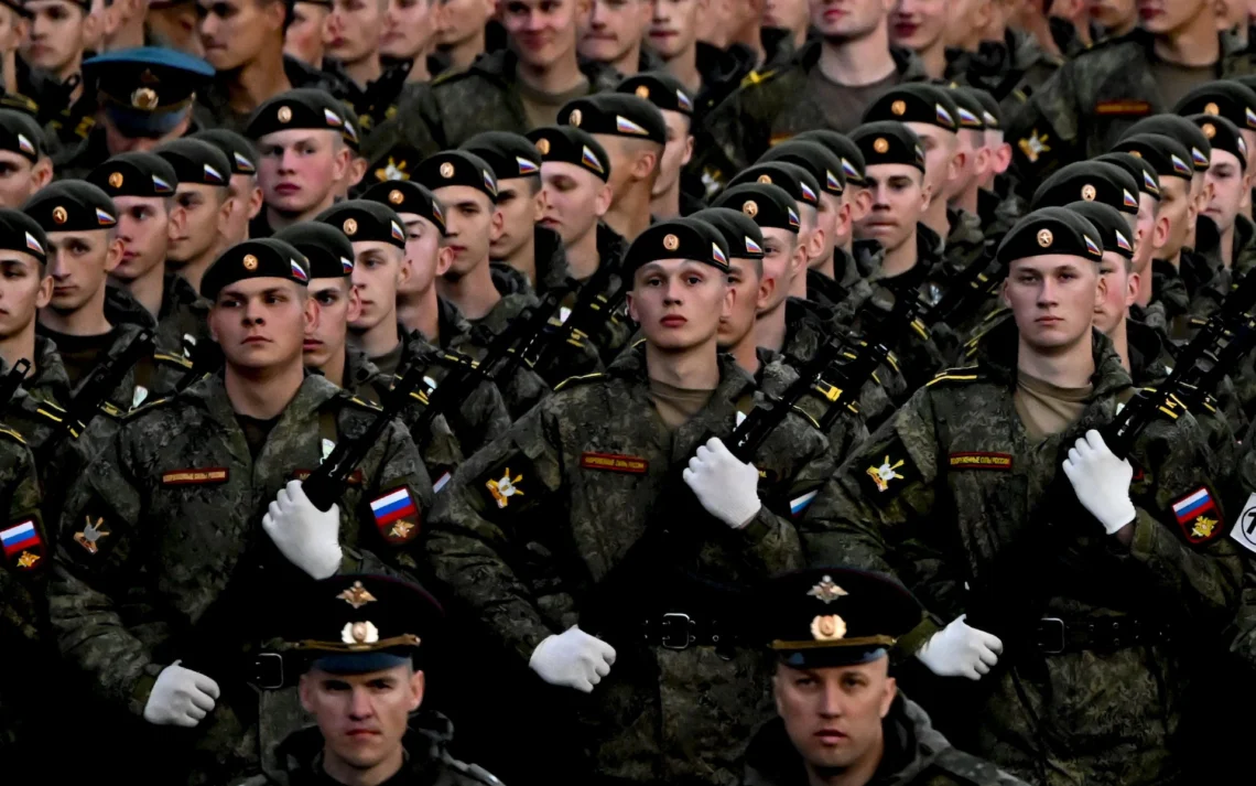 تلگراف: بریتانیا برای حملهی احتمالی روسیه به این کشور آماده میشود