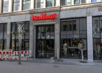 کارمند افغانستان‌تبار یک فروشگاه آلمانی رییس خود را با ضربات چاقو کشت