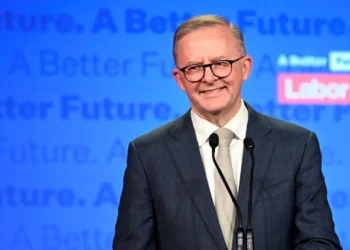 انتونی آلبانیز برای بار دوم به‌عنوان نخست‌وزیر استرالیا برگزیده شد