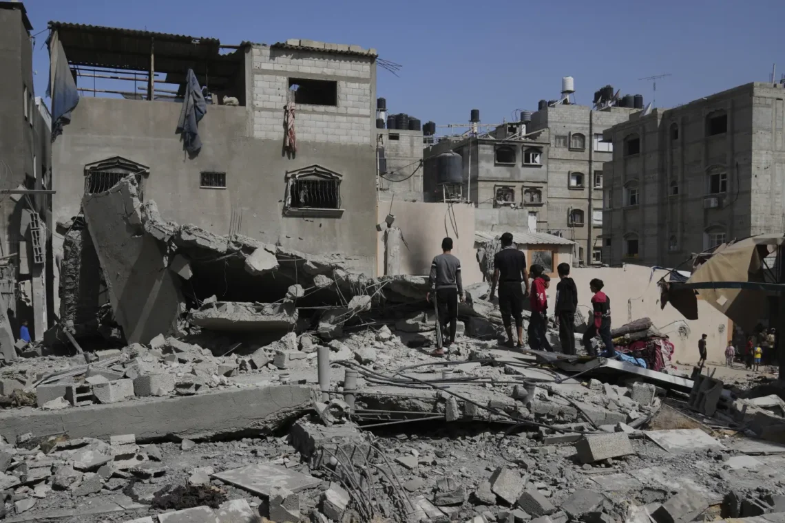 اسوشیتدپرس: کابینه‌ی امنیتی اسرائیل «تهاجم گسترده‌تر» بر غزه را بررسی می‌کند