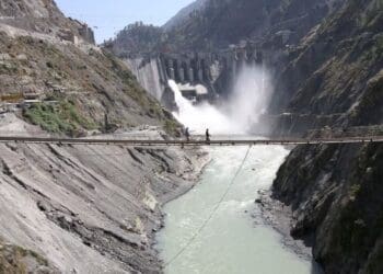 رویترز: هند پس از تعلیق پیمان آب‌های سند، پروژه‌های برق‌ آبی در کشمیر را گسترش می‌دهد