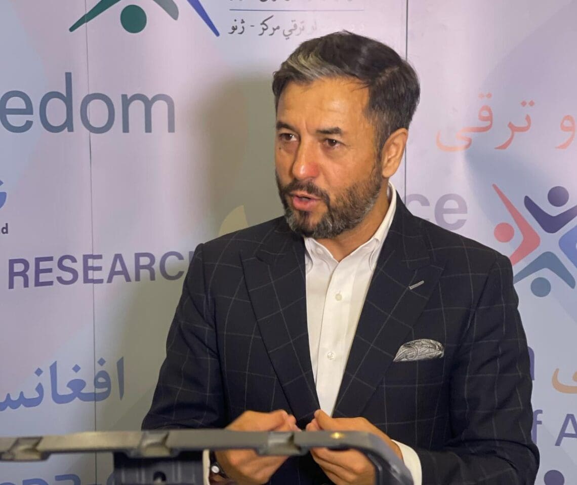 اندیشه: تمرکز بر گذشته کافی‌ست، افغانستان به آینده نیاز دارد