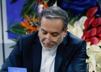 عراقچی برای شرکت در پنجمین دور گفت‌وگوها با امریکا عازم رُم شد