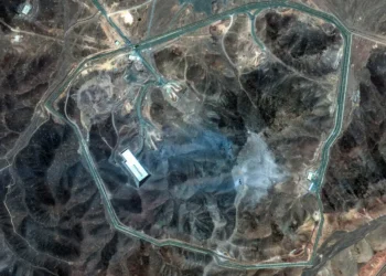 ارزیابی‌های امریکا و اسرائیل: بمب‌های سنگرشکن ۳۰ هزار پوندی امریکا نتوانسته فردو را نابود کند