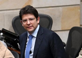 پیش‌نامزد ریاست‌جمهوری کلمبیا پس از سوءقصد در وضعیت «جدی» به‌سر می‌برد