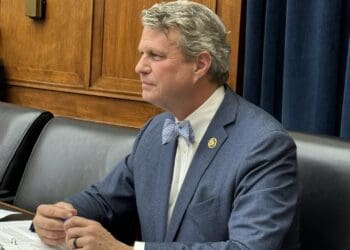 قانون‌گذار امریکایی: اظهارات ذبیح‌الله مجاهد به‌اندازه‌ی رژیم طالبان «غیرمشروع» اند